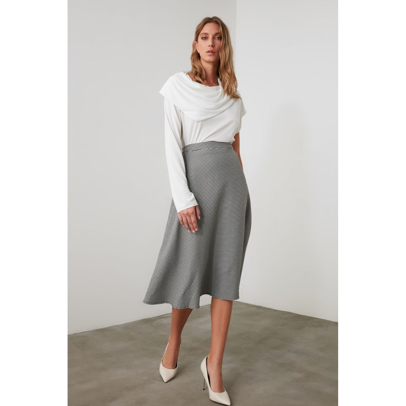 Trendyol Grey Skirt