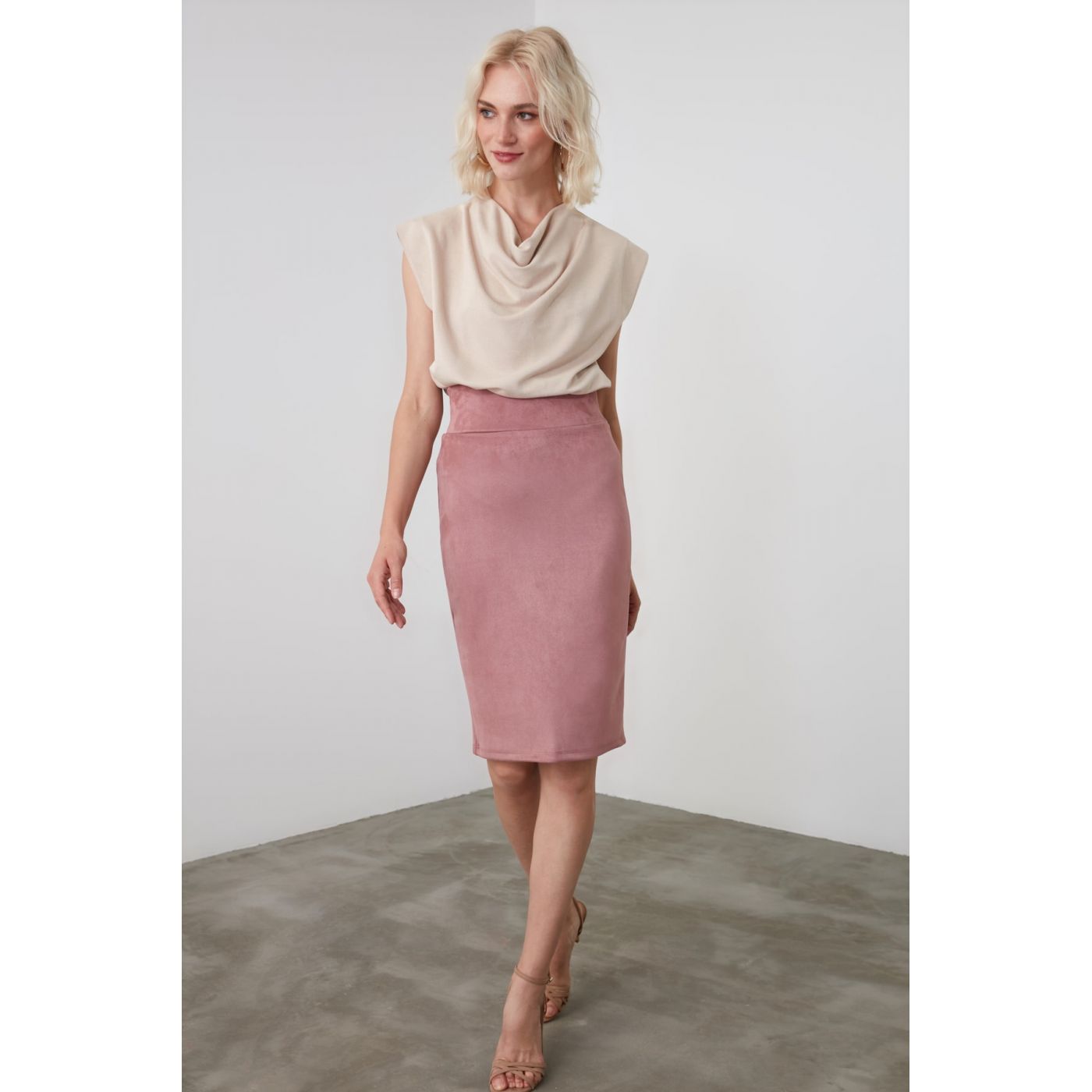 Trendyol Rose Dry Suede Pencil Knitted Skirt