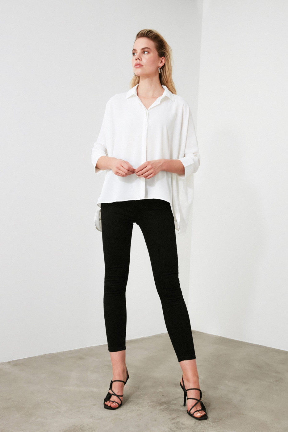 Trendyol White Asymmetric Shirt
