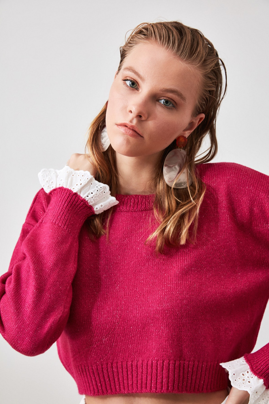 Trendyol Fuchya Lace Detailed Knitwear Sweater