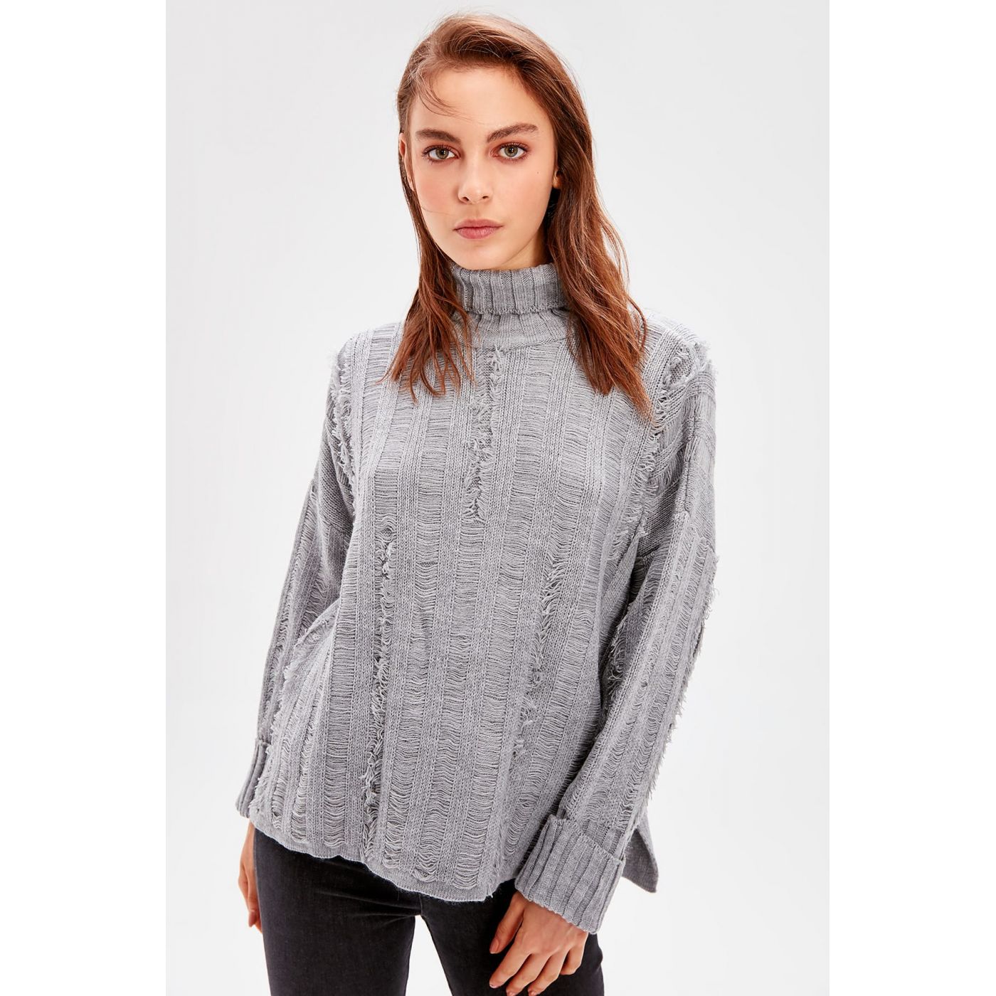 Trendyol Grey Flow Knitwear Sweater