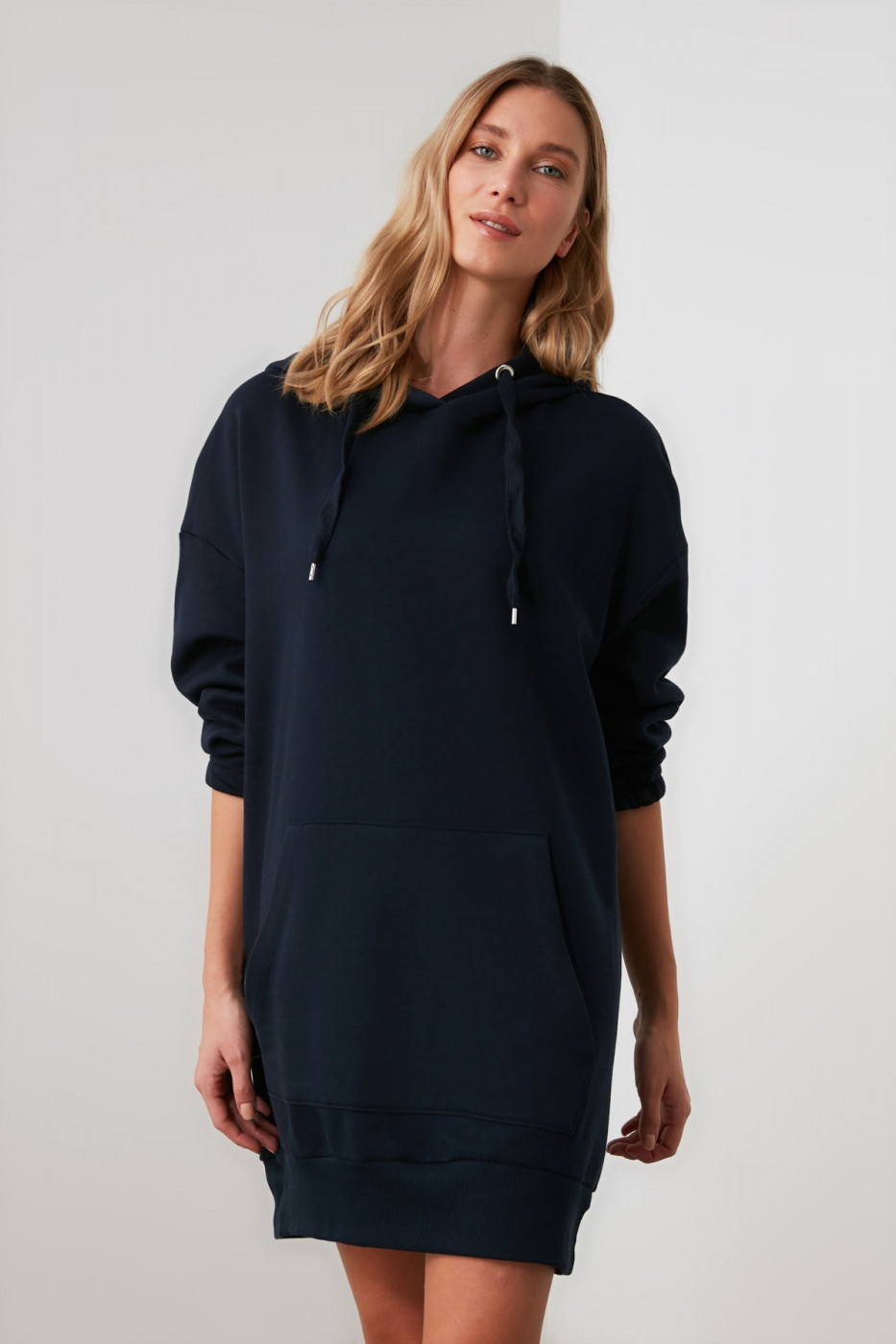 Trendyol Navy Long Oversize Back Printed Knitted Dress