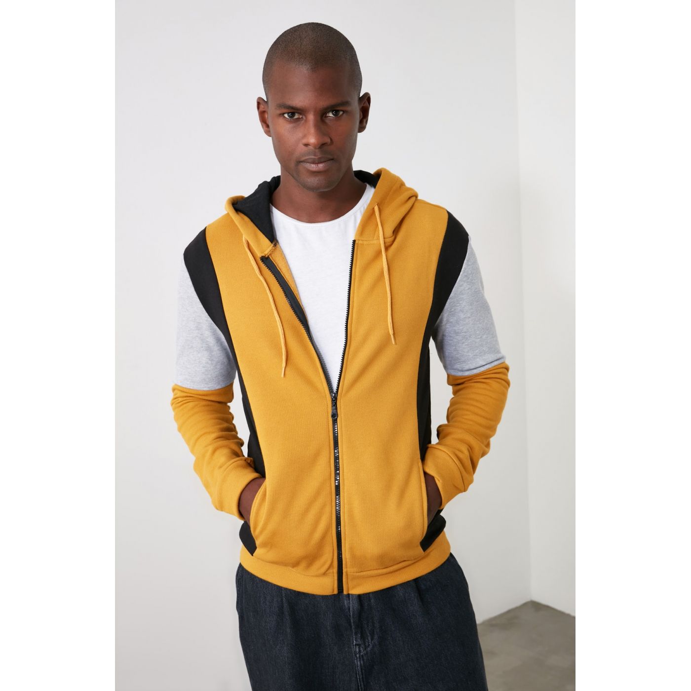 Trendyol Mustard Men's Zip Hooded Sweatshirt
