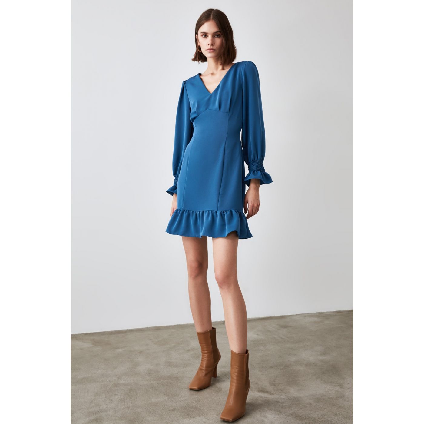 Trendyol Oil Flywheel Dress