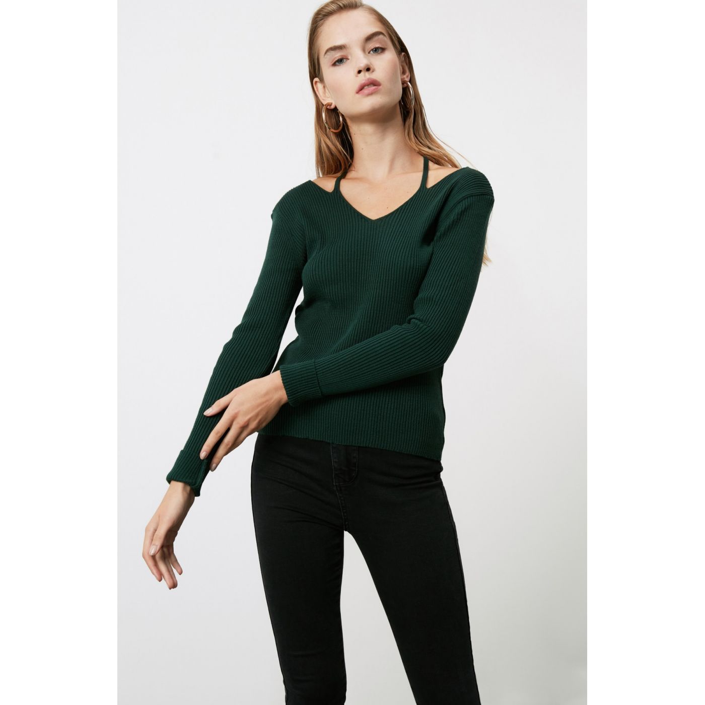 Trendyol Emerald Green Cut Out Detailed Knitwear Sweater
