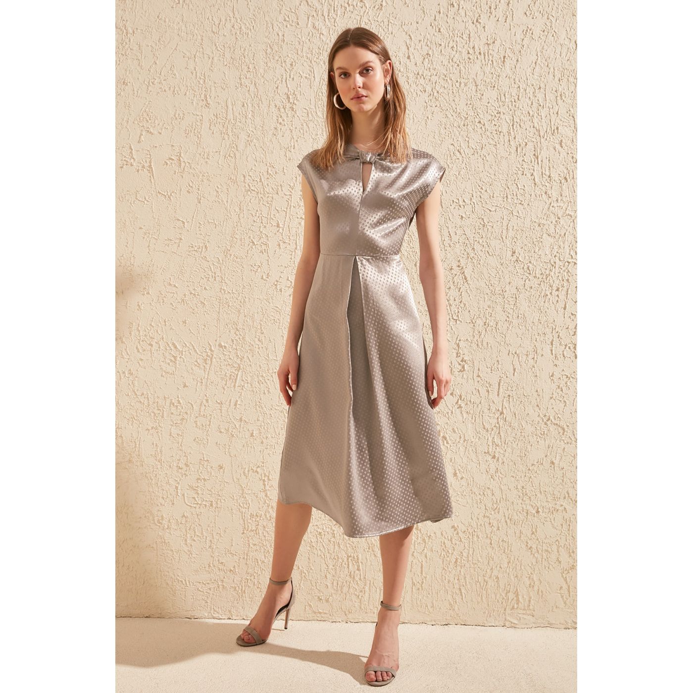 Trendyol Silver Polka Dot Jacquard Dress