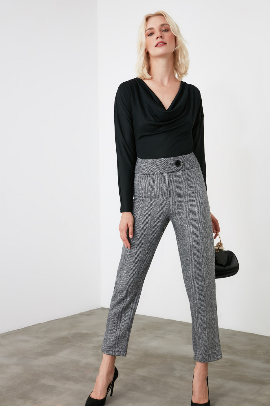 Trendyol Anthracite Thick BeltEd Cigarette Pants