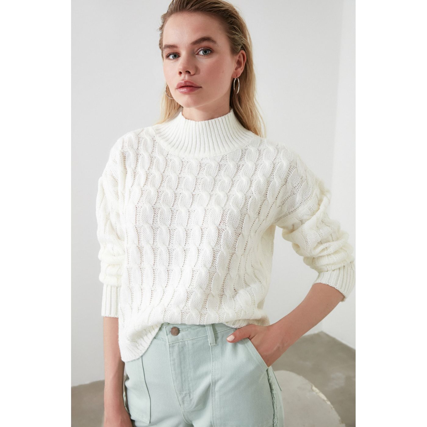 Trendyol Ekru Simli Knit sweater