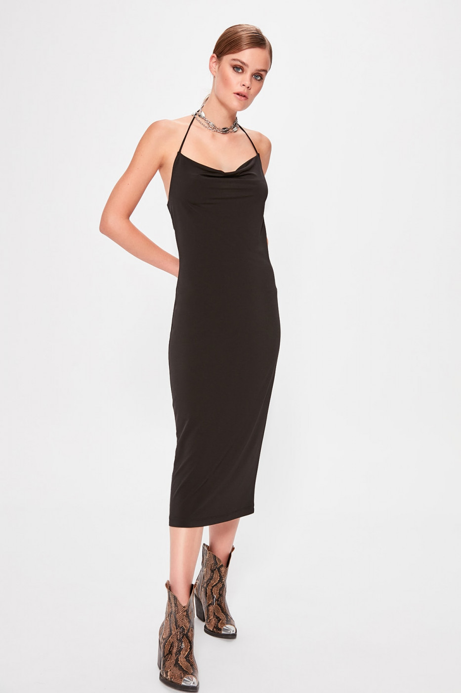 Trendyol Black Degaje Dress