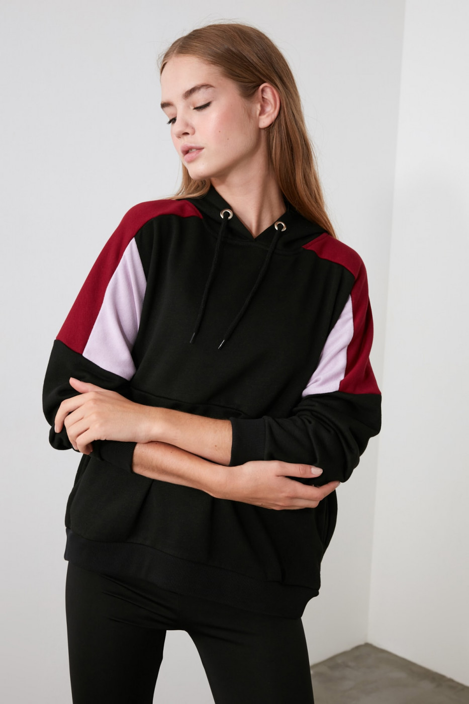 Trendyol Sports Sweatshirt WITH Black Hoodie Color Block