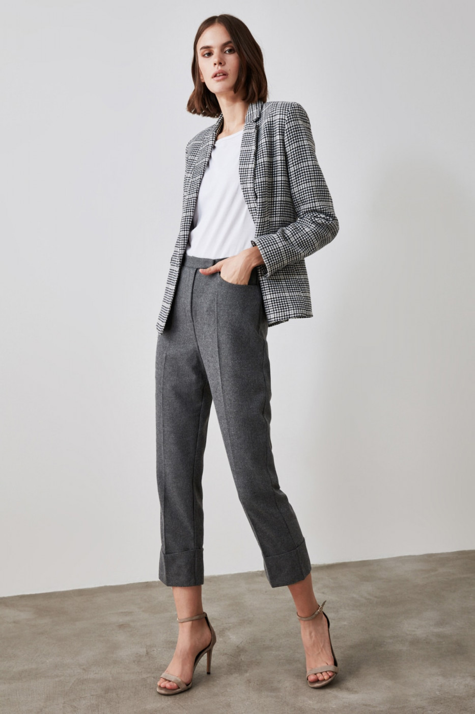 Trendyol Anthracite Curled Legs Pants