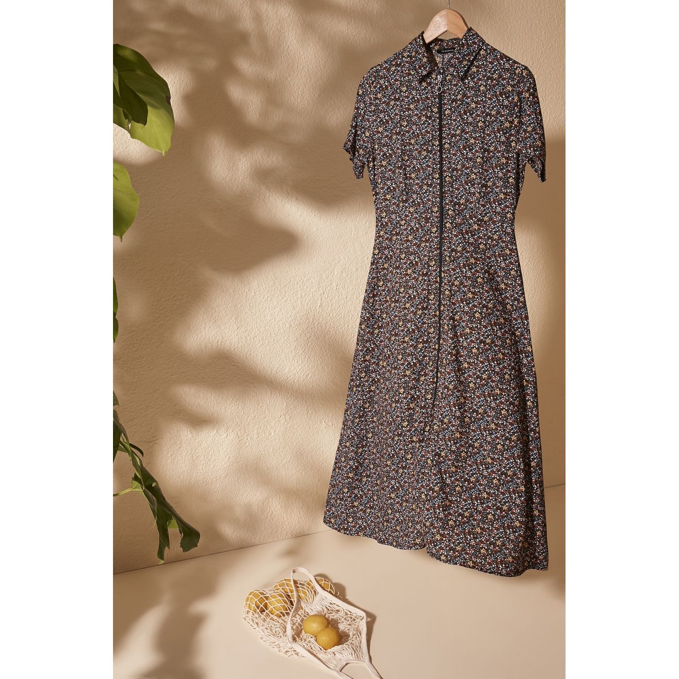 Trendyol Black Floral Patterned Zippered Shirt Collar Dress