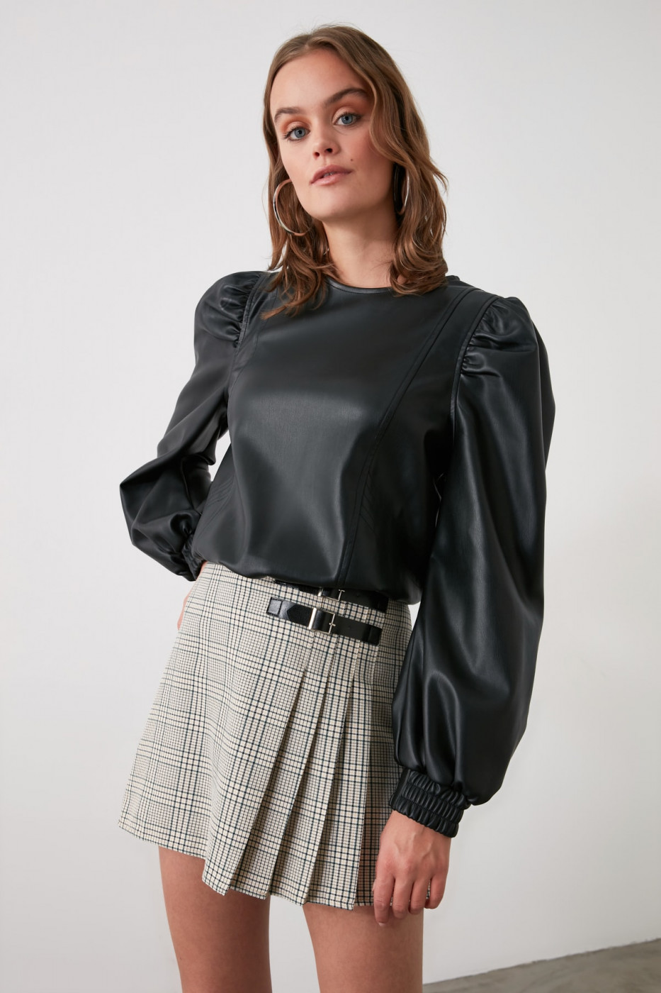 Trendyol Stone Buckle Detailed Pleated Skirt