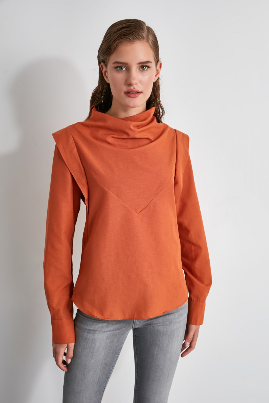 Trendyol Tandute Collar Detailed Blouse