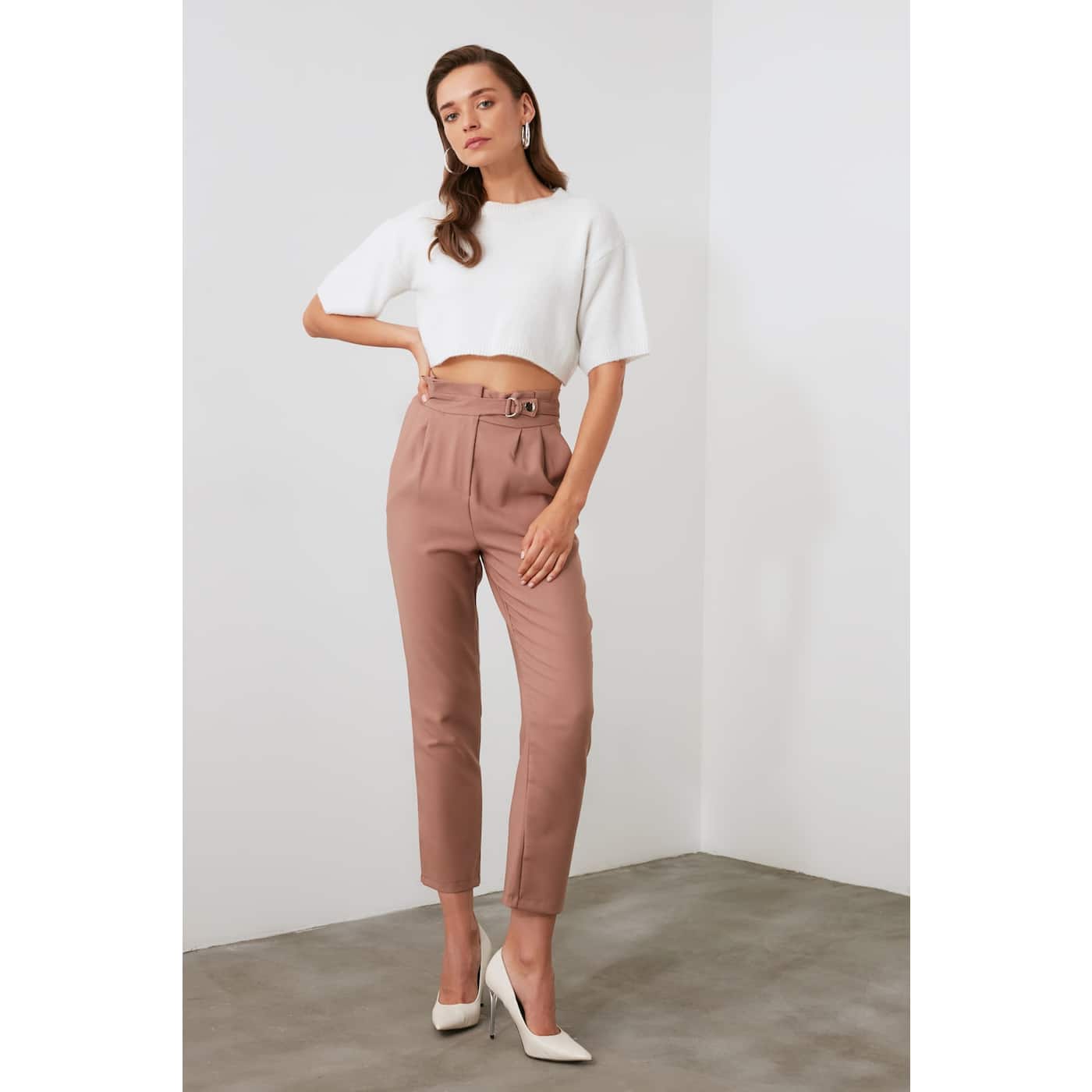 Trendyol Mink Studs