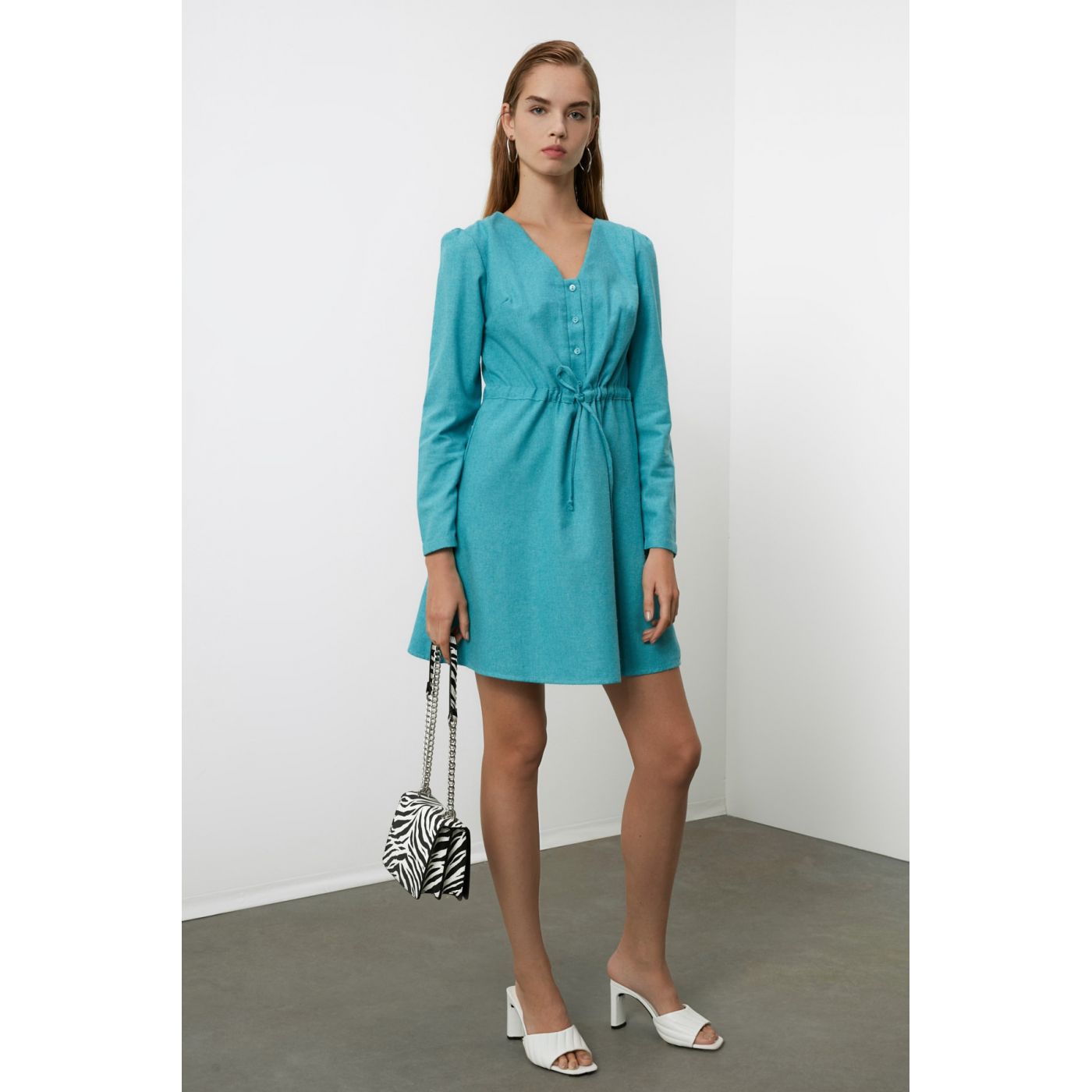 Trendyol Mint Back Smuz Dress