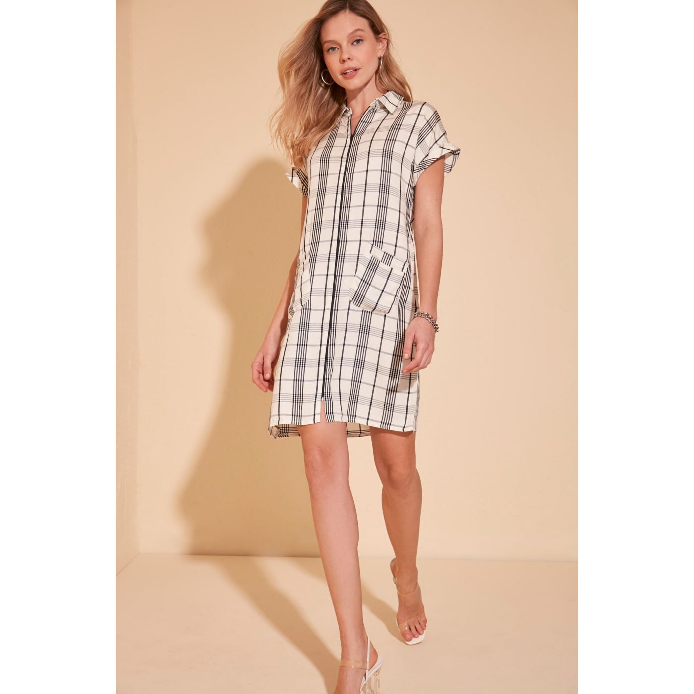 Trendyol White Carat Zipper Dress