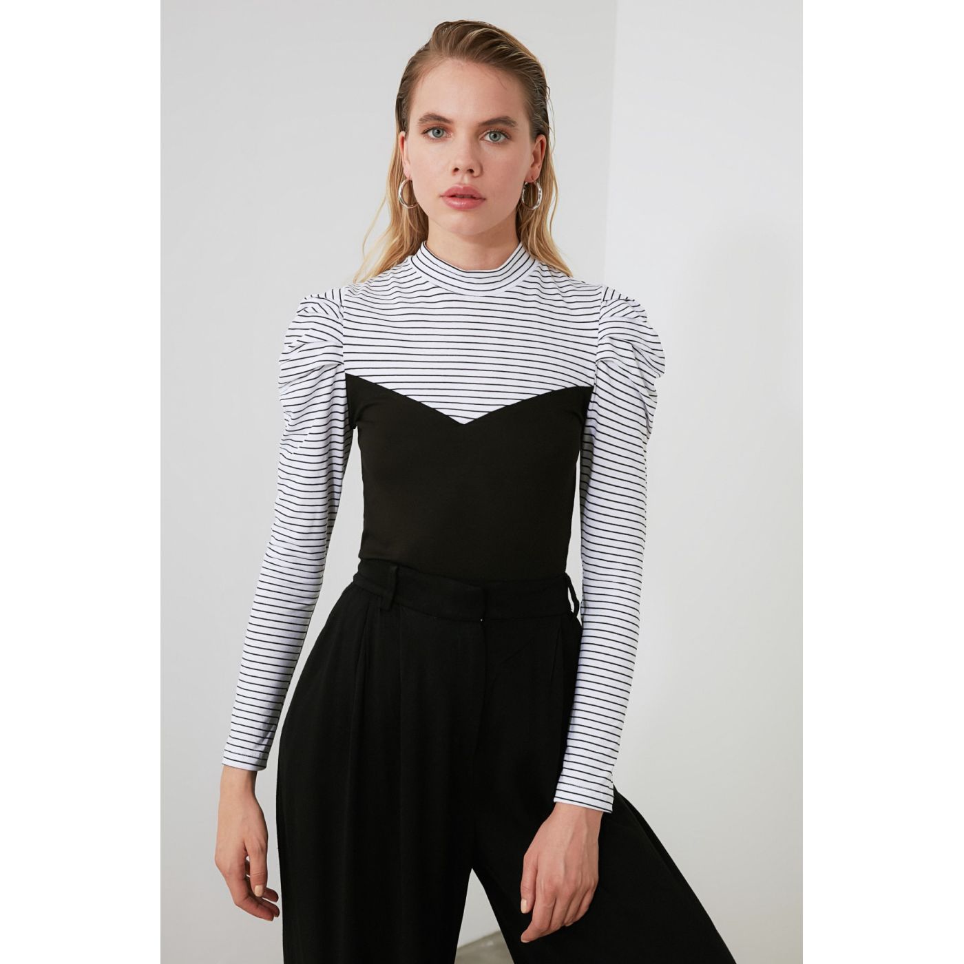 Trendyol Black Striped Fabric Detailed Erect Collar Knitted Blouse