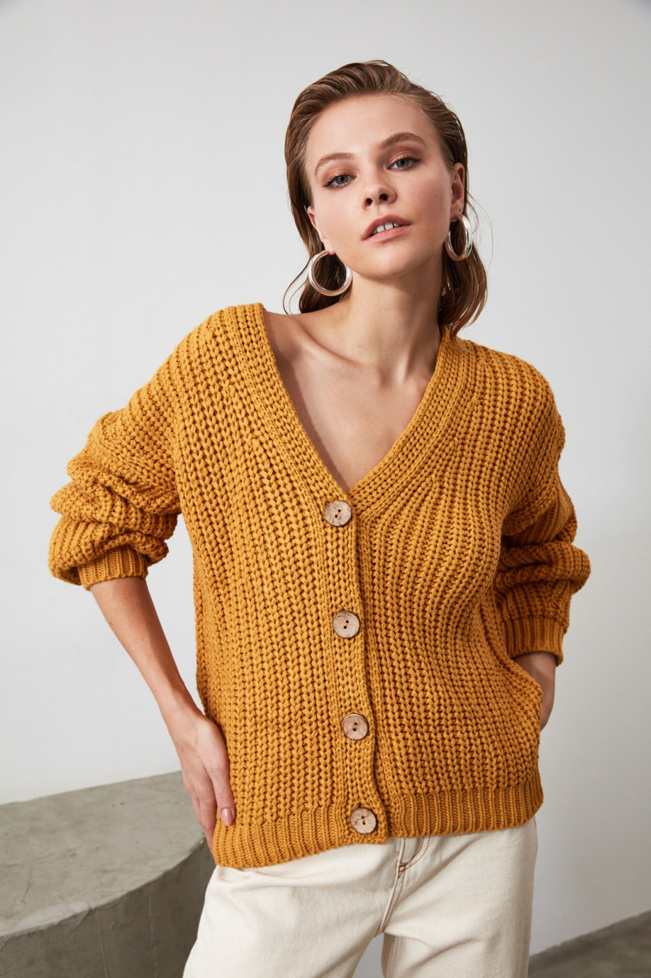 Trendyol Mustard Knitting Detailed Knitwear Cardigan