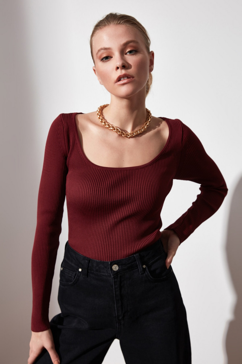 Trendyol Burgundy U Collar Knitwear Sweater