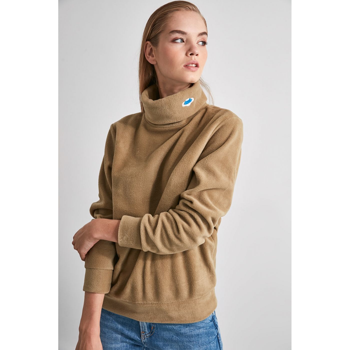 Trendyol Mink Collar Embroidered Basic Knitted Blouse