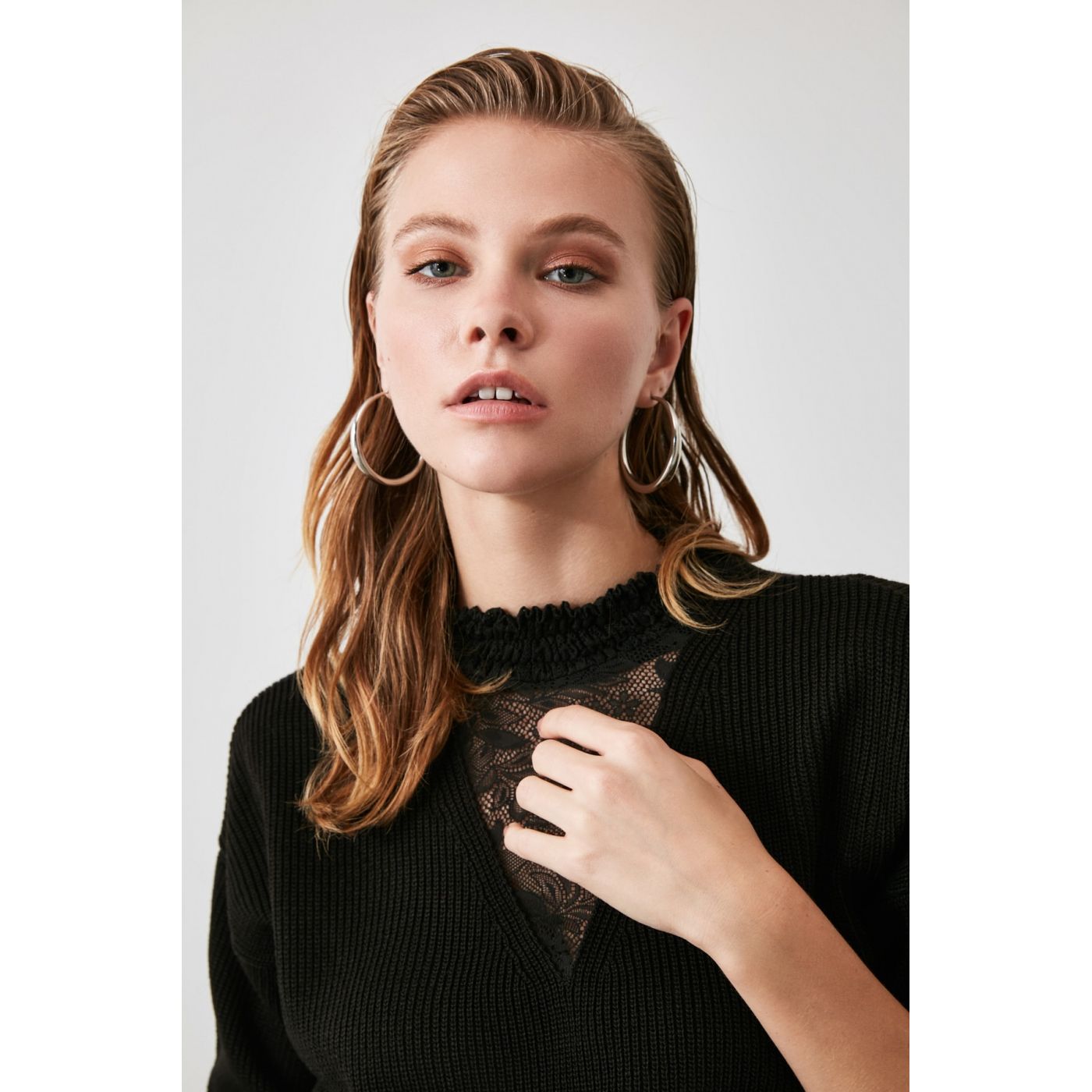 Trendyol Black Lace Collar Knit Sweater