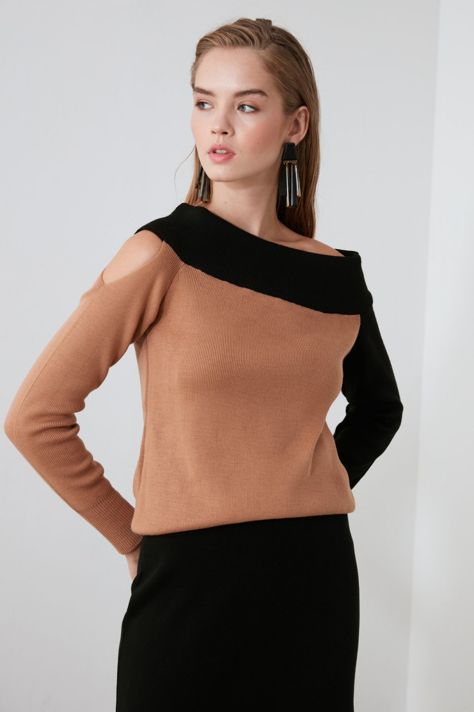 Naiste sviiter Trendyol One shoulder