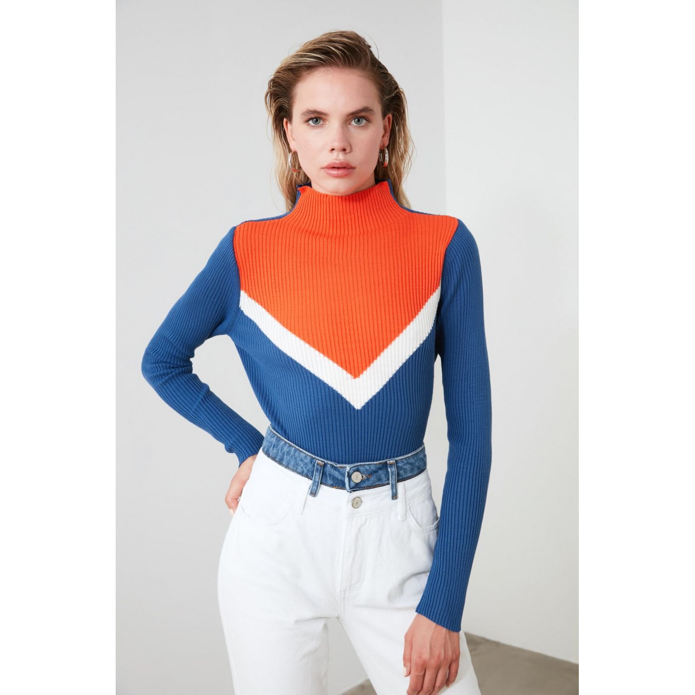 Trendyol Navy Blue Colorblock Knitwear Sweater