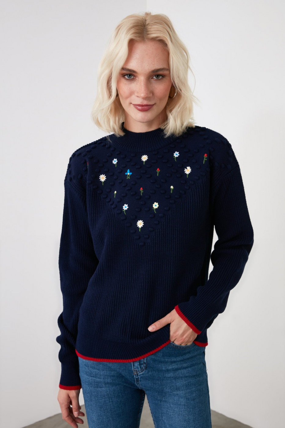 Trendyol Navy Embroidery Detailed Knitwear Sweater