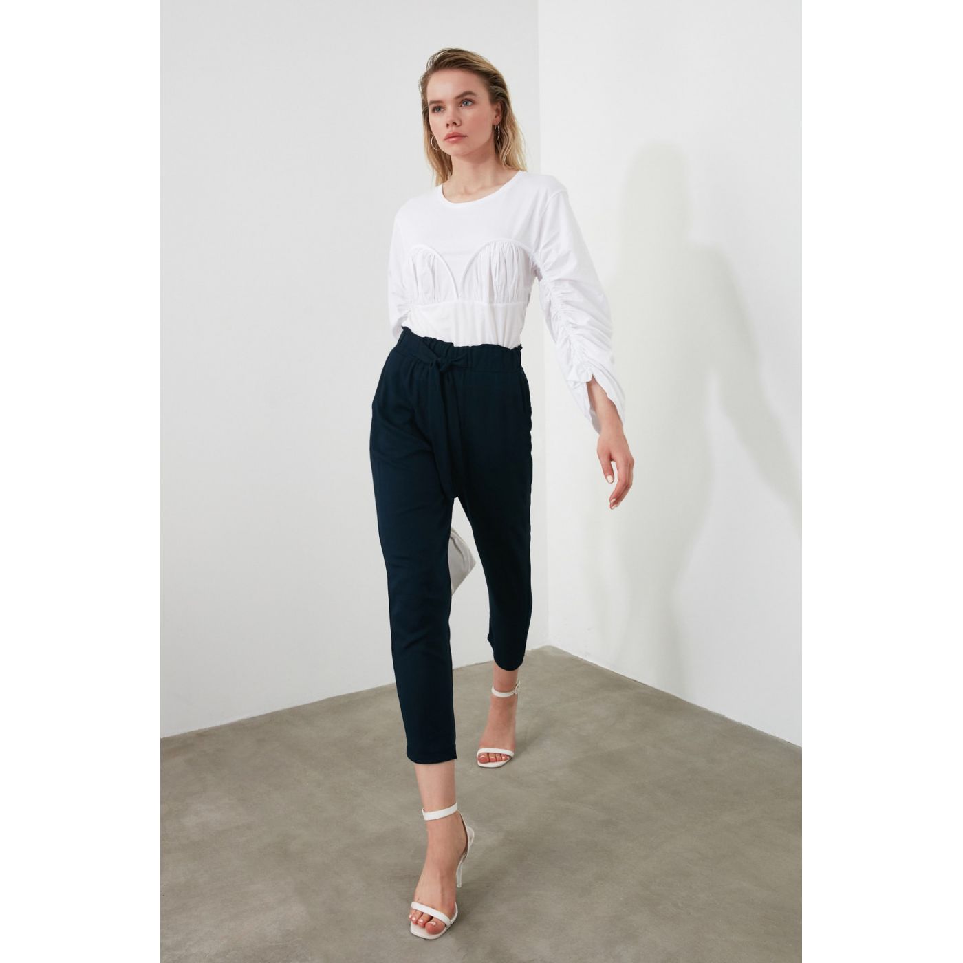 Trendyol Navy Clamping Detailed Pants