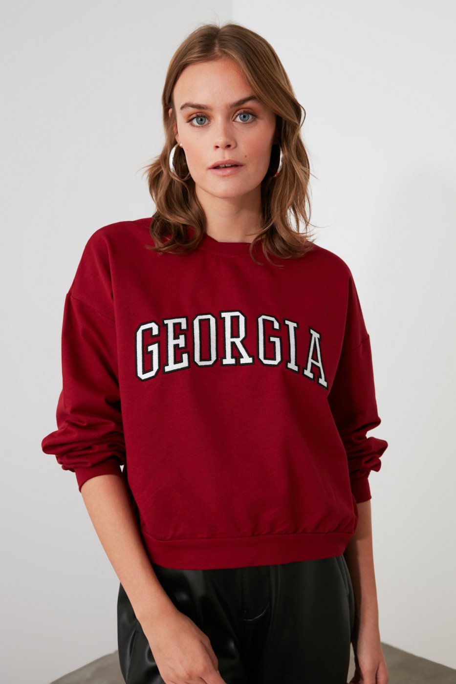 Trendyol Burgundy Embroidered Basic Knitted Sweatshirt