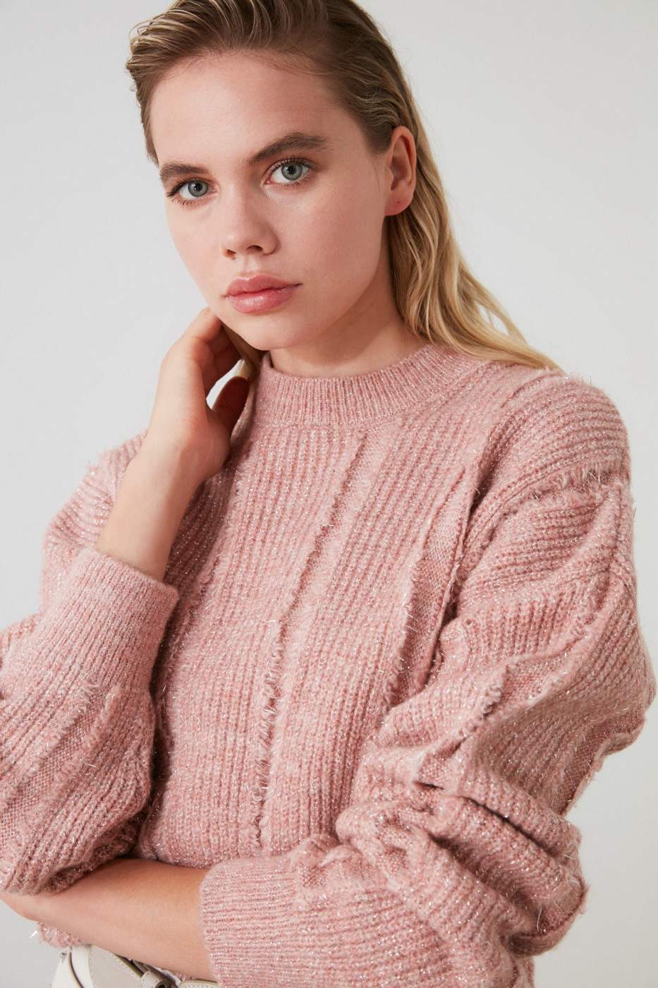 Trendyol Rose Dry Simli Flowing Knit Sweater