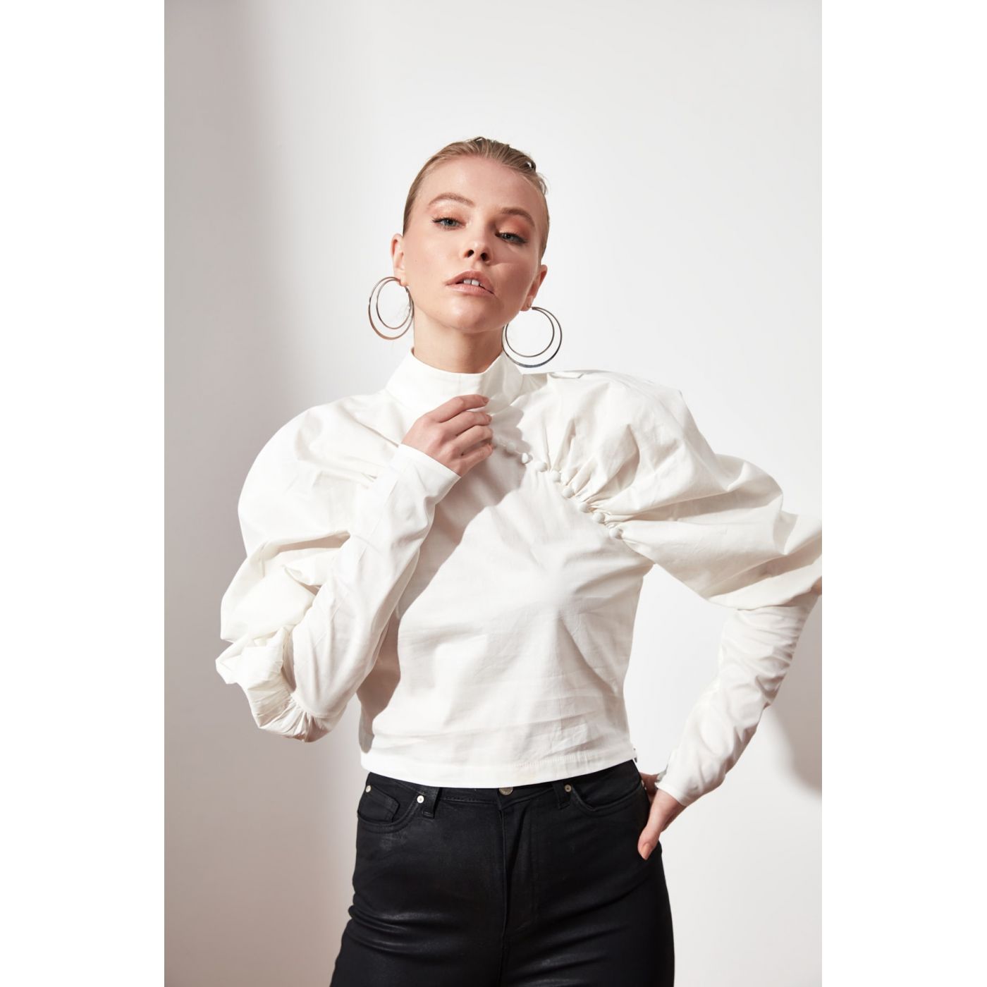 Trendyol Ekru Puff Sleeve Detailed Blouse