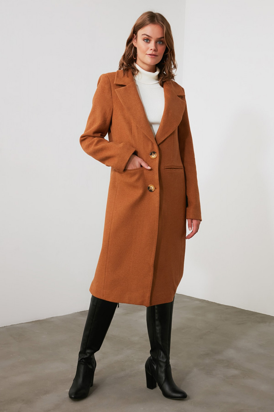 Trendyol Camel Button Long Cachet Coarse