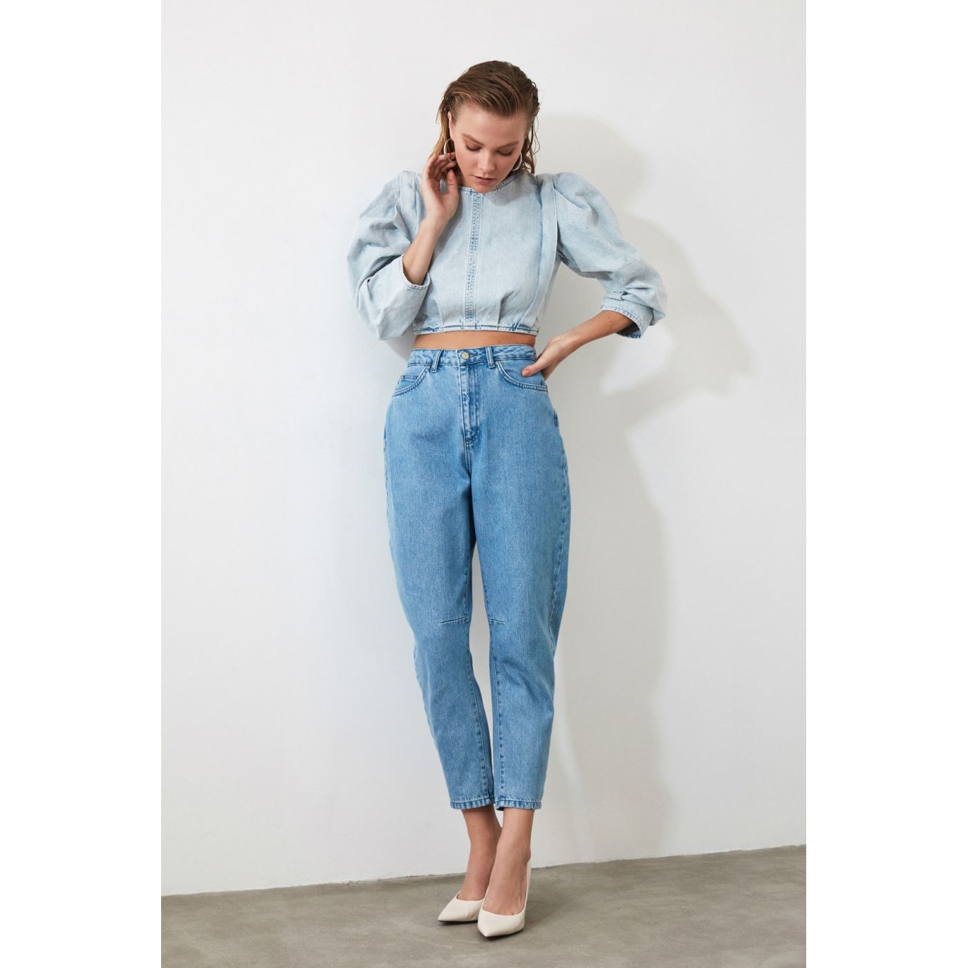 Trendyol Blue High Waist Curved Jeans