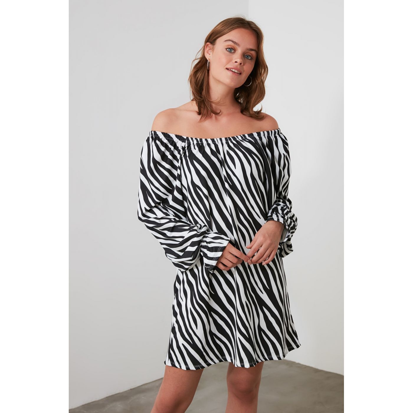 Trendyol Black Zebra Pattern Knitted Dress