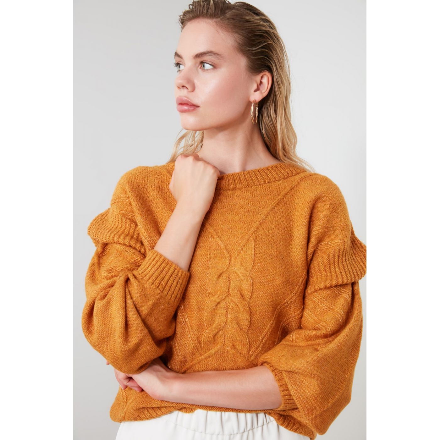 Trendyol Yellow Shoulder Detailed Knitwear Sweater