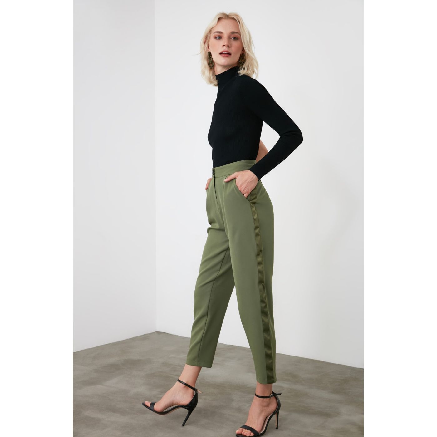 Trendyol Green Basic Pants