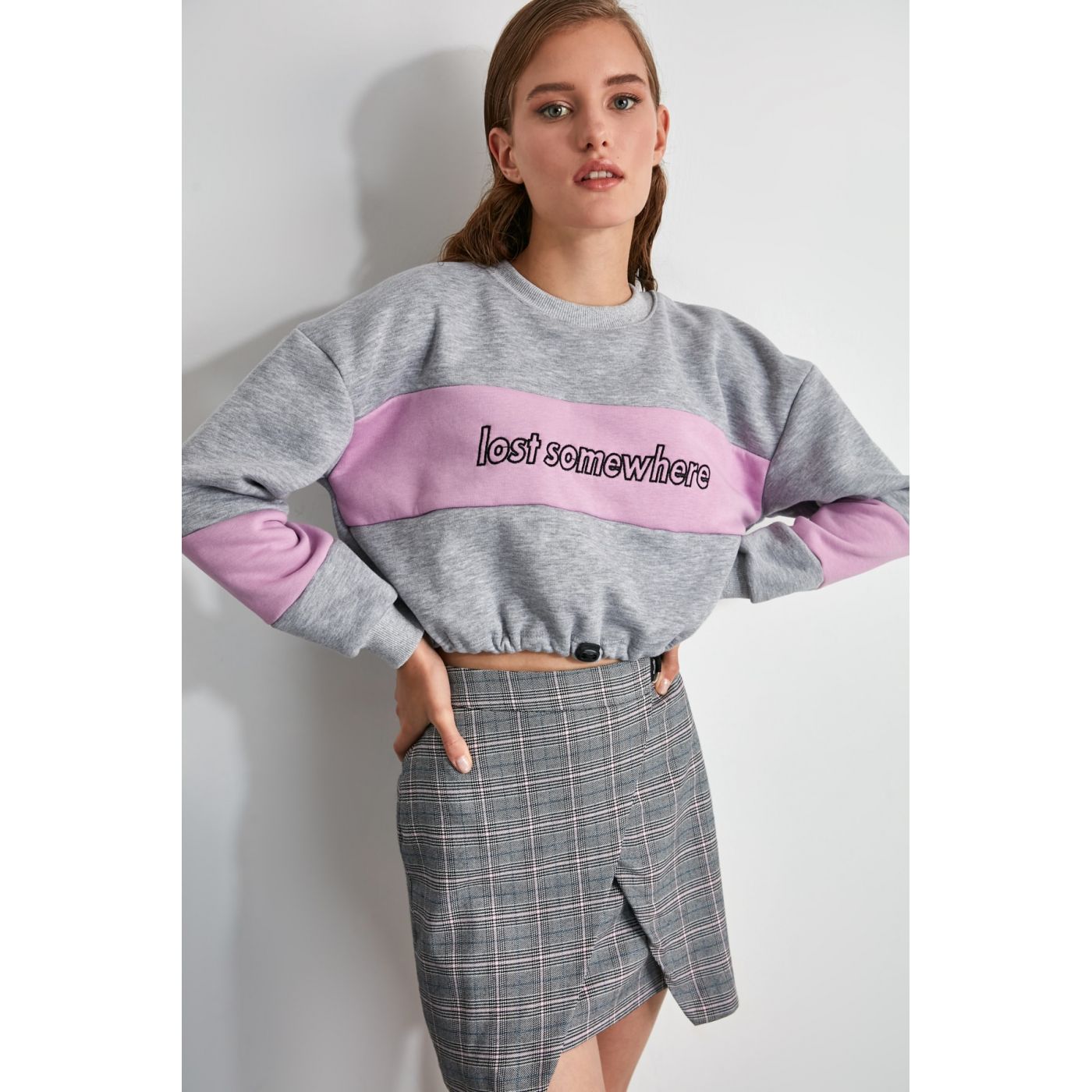 Trendyol Gray Block Crop Knitted Sweatshirt