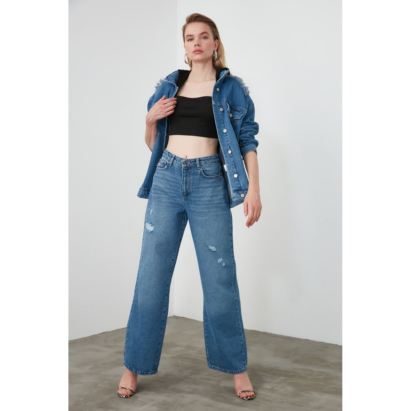 Trendyol Blue Ripped Detailed High Waist Wide Leg Jeans