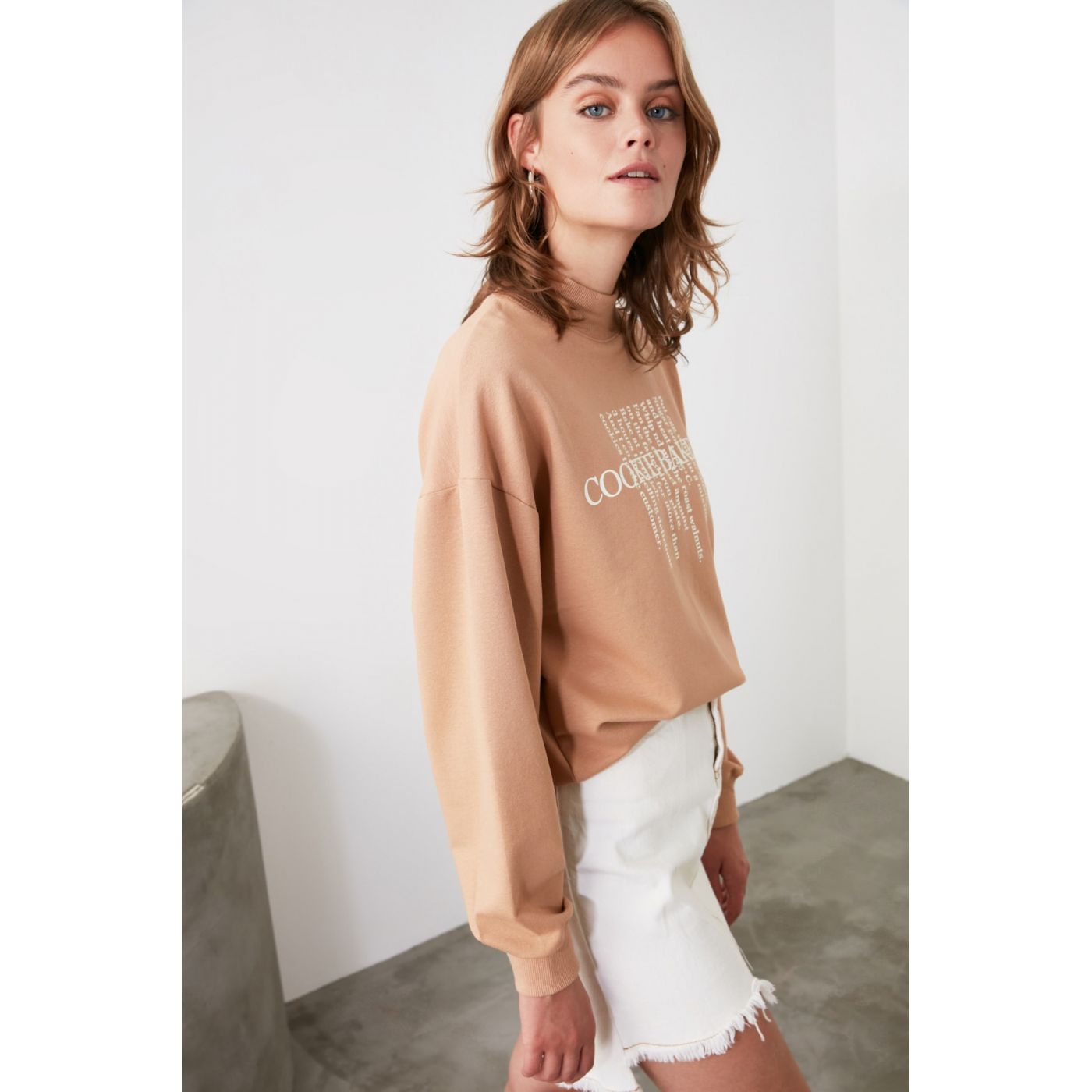 Trendyol Camel Printed Upright Collar Knitted Sweatshirt
