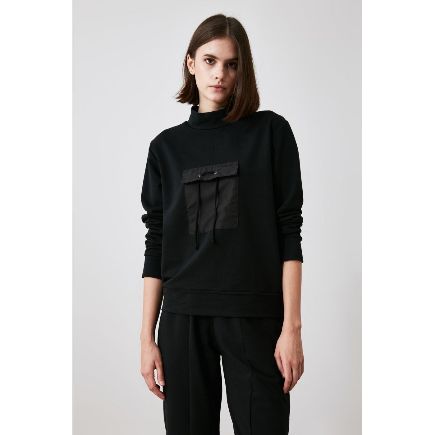 Trendyol Black Pocket Detailed Knitted Sweatshirt