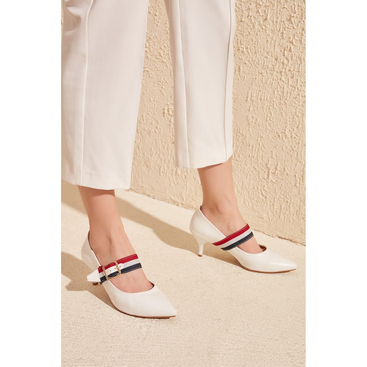 Trendyol White Ribbon Detailed Women's Classic Heels