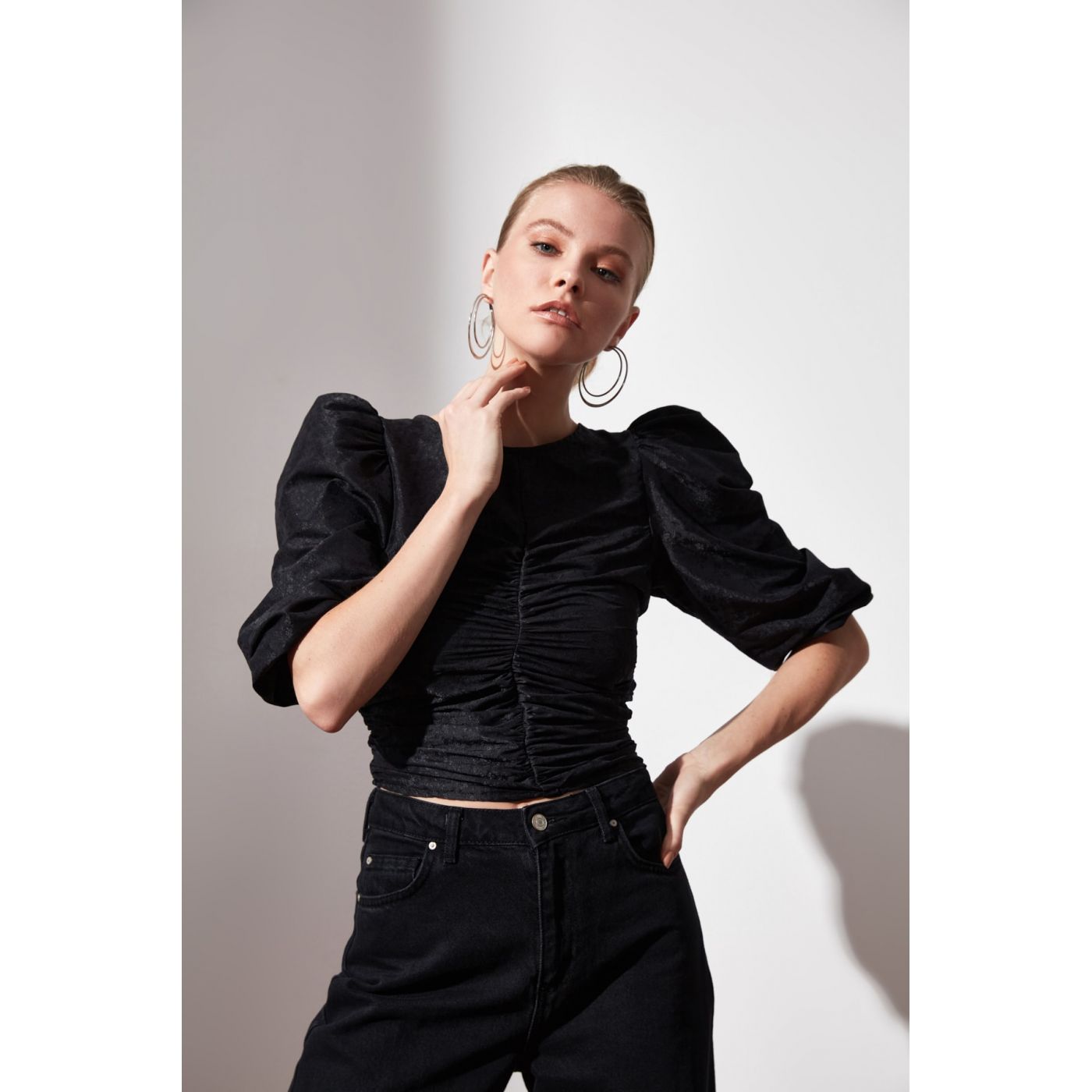 Trendyol Black Smuze Jacquard Blouse