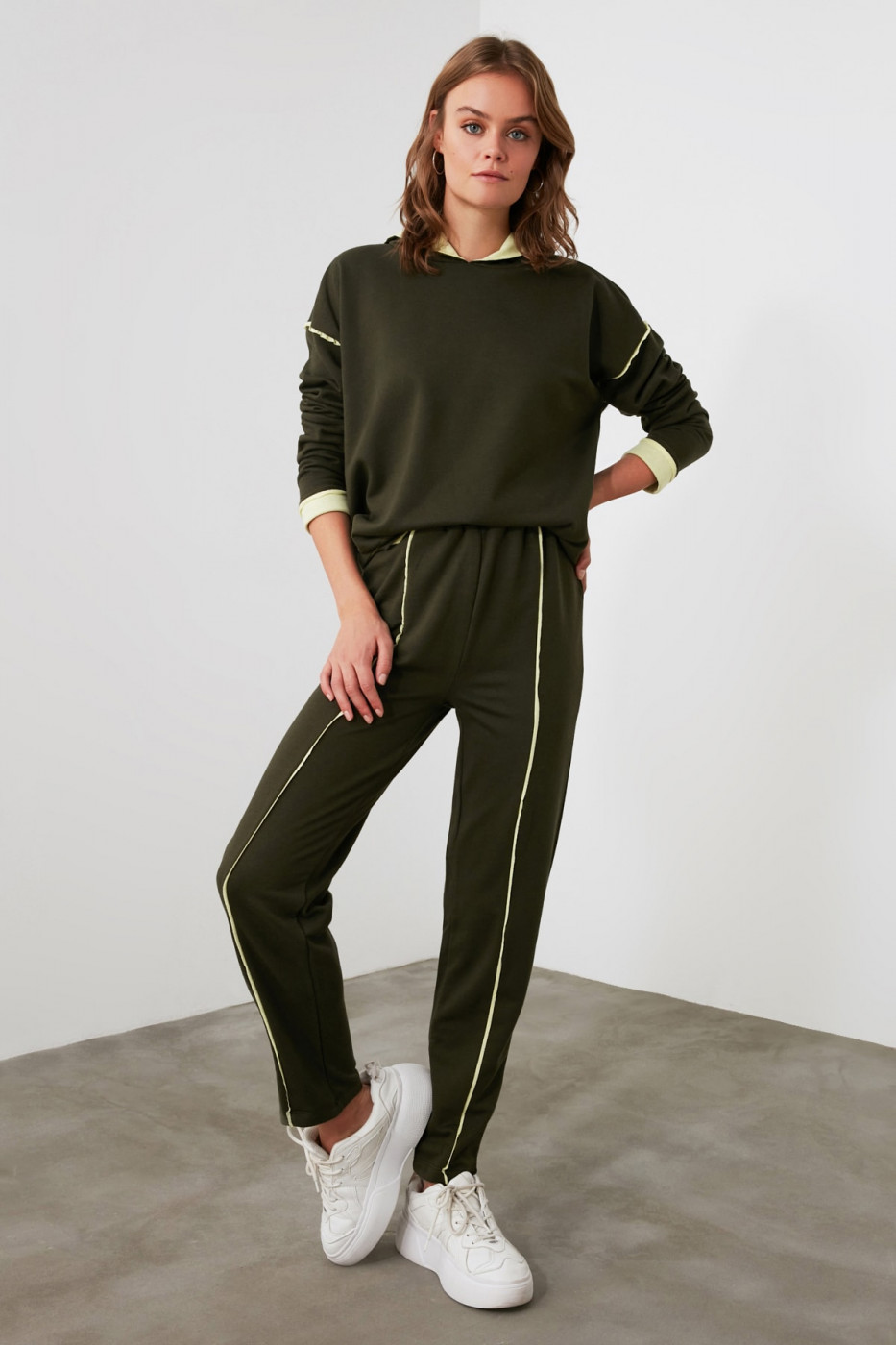 Trendyol Khai Ribbed Detailed Straight Knitted Tracksuit bottom