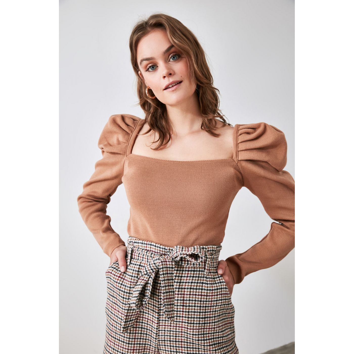 Trendyol Camel Smuze Detailed Square Collar Knitwear Sweater