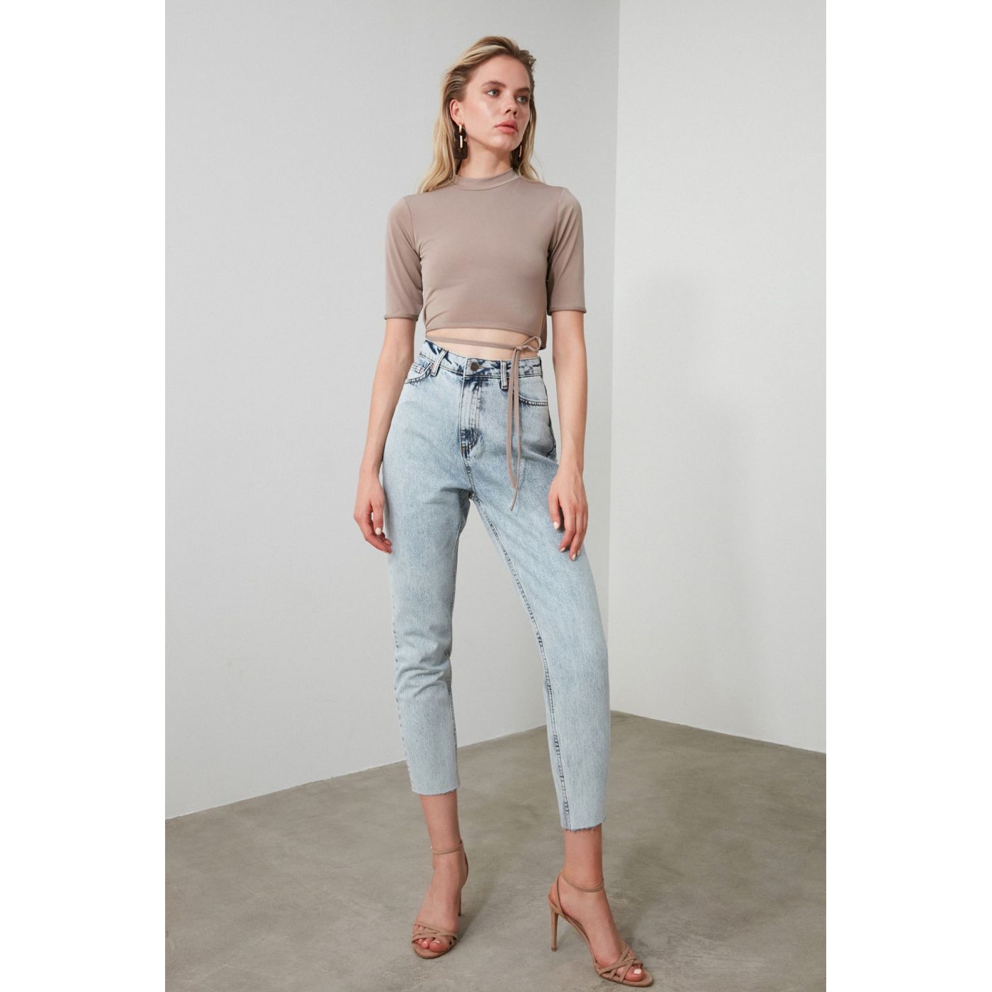 Trendyol Blue Legs High Waist Mom Jeans