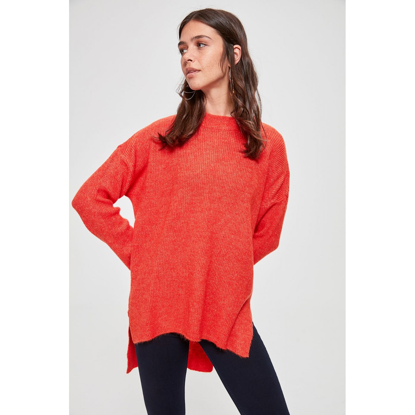 Trendyol Pomegranate Blossom Asymmetric Knitwear Sweater