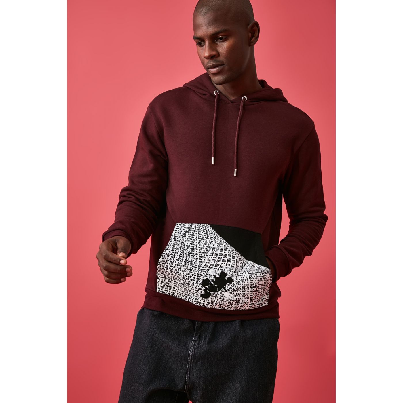 Trendyol Maroon Men's PrintEd Licensed Hooded Sweatshirt