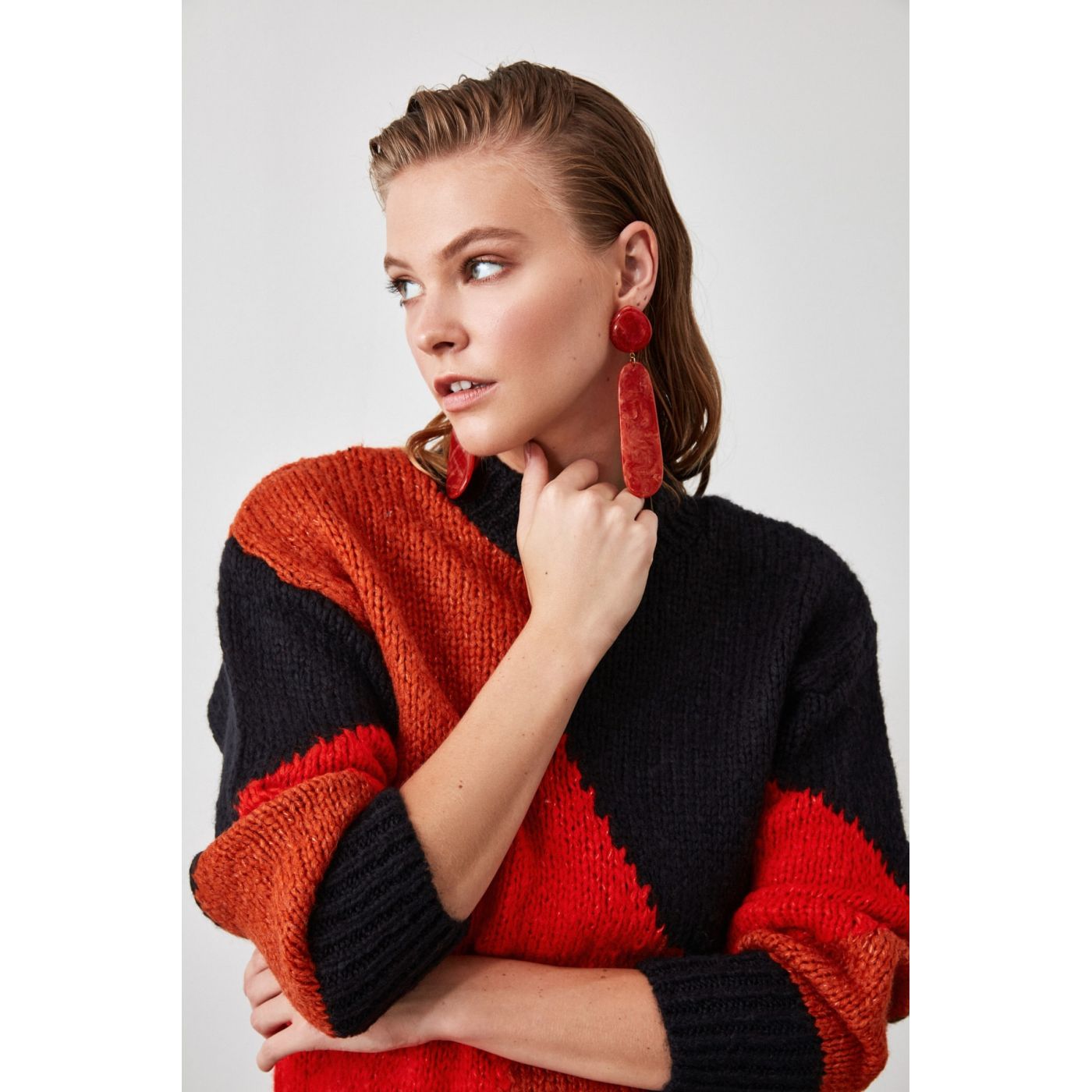 Trendyol Brown Block Knit Sweater